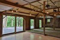 Birch Creek Retreat ~ 8br, 8ba, New Hot Tub + Sauna - homestay