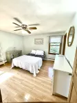 Bonnet Shores 6 Bed  3 Bath in Bonnet Near Weekend Neighborhood Shuttle to Beach - Wifi