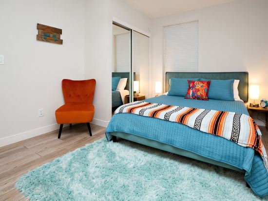 Spec-TACO-lar Guest House in Central Phoenix