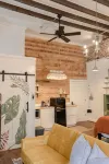 Historic Garden Studio, Steps from Pulaski Square⎮On-Site Parking - Condos