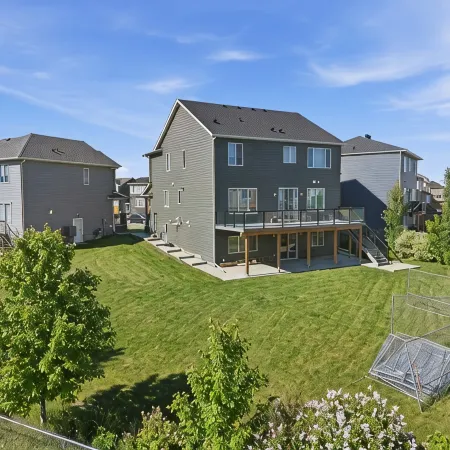 Stylish 2BR Basement Suite | 15 Mins to Airport