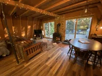 Bailey's Harbor Cabin Secluded in Woods,Walking distance to Kangaroo Lake-DUPLEX