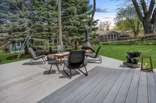 Benelo | Midcentury Modern Single-Level Home, 3 BR