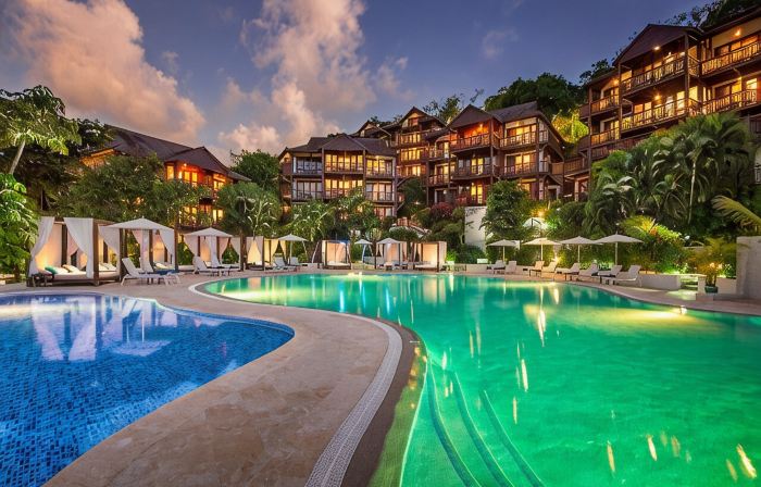 Divine & Spacious Marina Village 2 Bedroom Condo Close to Waterfront
