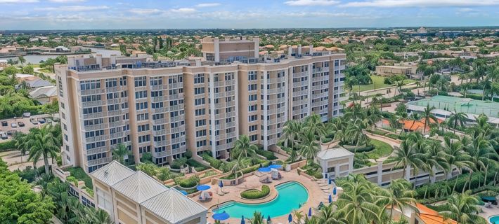 Marco Beach Ocean Suites Hotels in Collier County