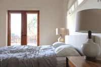 Quiet, Elegant Apartment with Beautiful Views of Terraced Garden