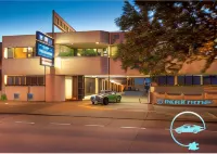 Winsor Park Motor Inn - parking