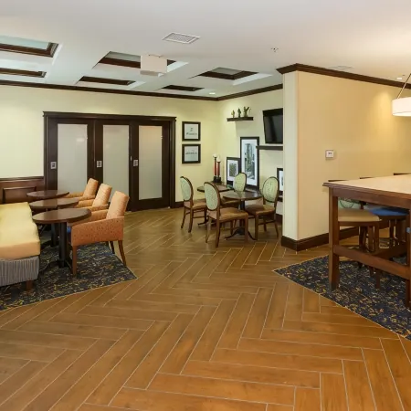 Hampton Inn Buffalo-Williamsville