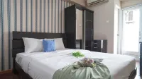 Studio near Baywalk Mall at Apartment Green Bay Pluit By Travelio - Alojamientos