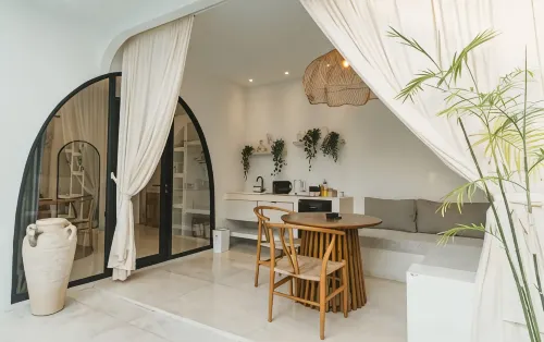 Bohemian Jogja Villas with Private Pool - Huvilat