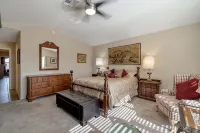 Beautiful Pebblecreek Resort Home in Goodyears AZ - Premiere Host