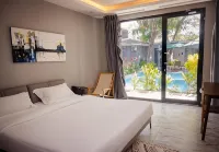 The L Boutique Tz - Bathtub