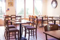 The Runmere Hotel, Part of AG Collection - servizio colazione