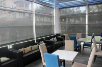 Les Thermes - breakfast