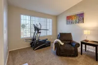 Westgate Vacation Rental/Walk to State Farm Stadium/Relax in the Spa! - Gym
