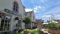 Priory Inn - Интернет
