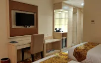 Grand Royal Denai Hotel - 4-Star