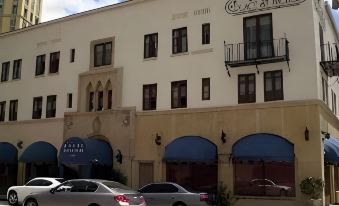 Hotel St. Michel