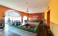 帕特里亞皇宮酒店