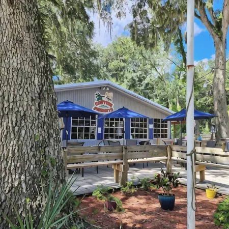 Heated Pool & Kayaking House with a Canal Access in Lake Panasoffkee
