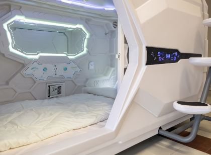 Capsule Hotel Happy lounge