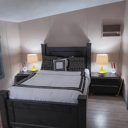 Pet friendly & Charming 3-bedroom mobile home with WiFi,  in fabulous Reno-Tahoe