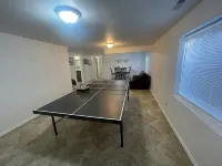 Spacious 5-bedroom house with WiFi, AC in charming Arvada - 3つ星