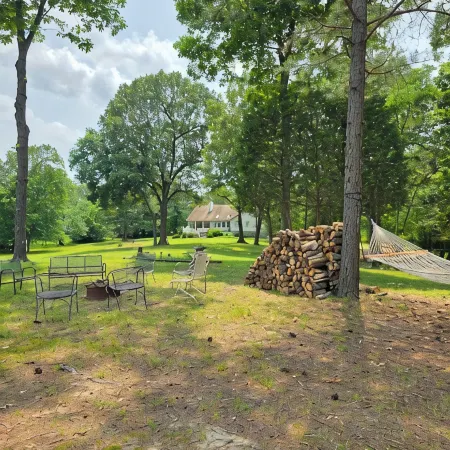 Lakehouse on KY Lake-Lakefront, Firepit,  Golfcart to Get Items to Private Dock.