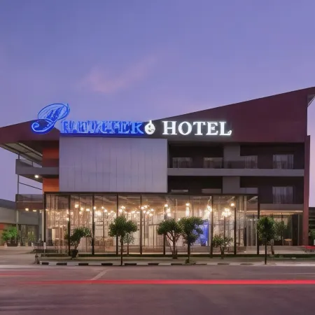 Premiere Hotel Tegal