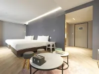 AKA Hotel MRT台電大楼駅周辺のホテル