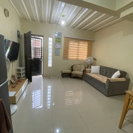 CC Transient House