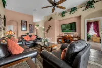 Stunning Villa with Ultimate Games Room - Jacuzzi