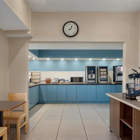 Country Inn & Suites by Radisson, Brookings