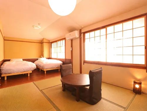 Hotel Kona - 3-Star