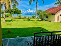 Aman Gati Hotel & Resort Lakey Peak Sumbawa Indonesia - Pemandangan Pantai