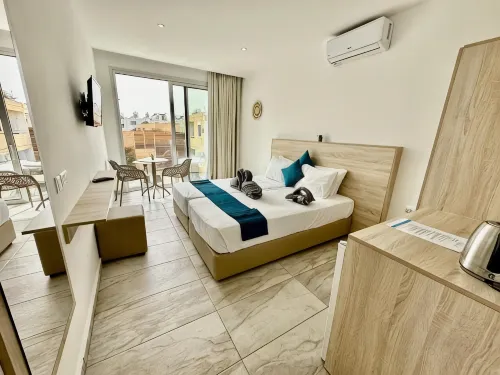 Sun Plaza Suites - Adults Only - Wi-Fi