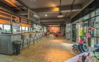 Braling Grand Hotel Purbalingga, Azana Hotels Collection - bar