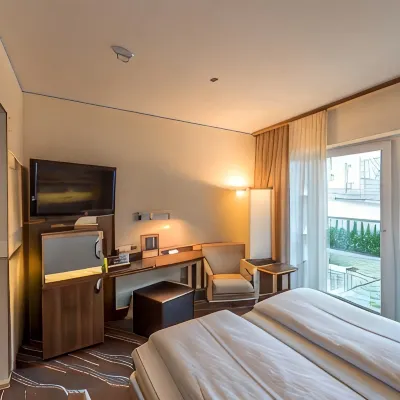 Heikotel - Hotel am Stadtpark Отели рядом с достопримечательностью «Театр Кампнагель»