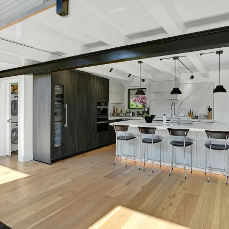 Modern 6Bed-6Bath New in 2023!