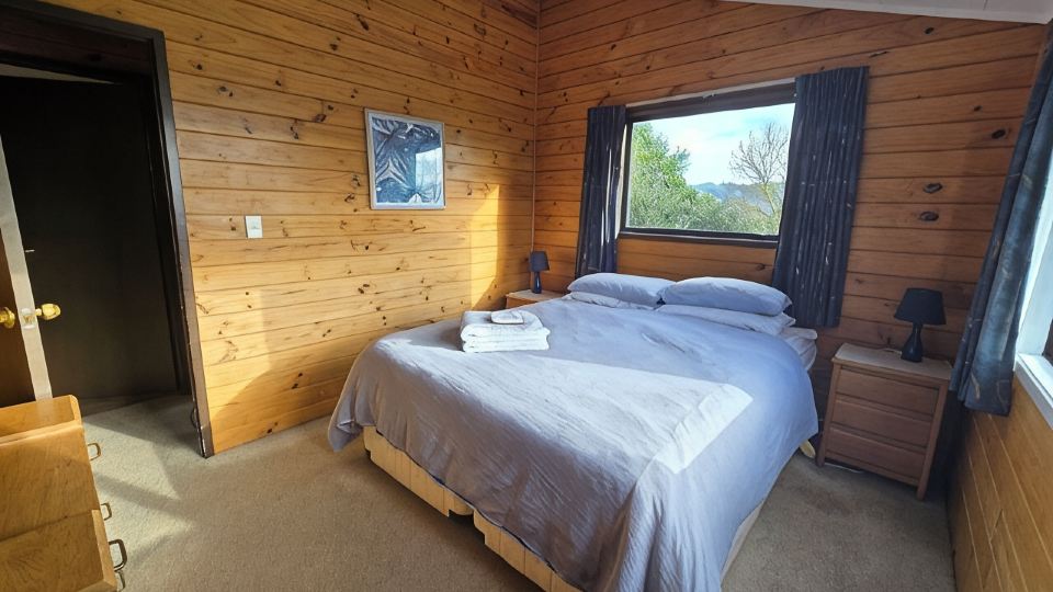 Lovely 3 Bedroom Quiet Home with Farm Views - 10 mins to Cambridge and Hobbiton