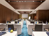 ยูโรสตาร์ อาลิอาดอส โรงแรมใกล้โบสถ์การ์โม