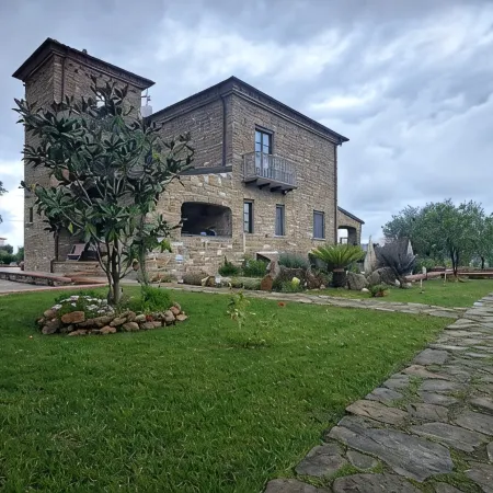 Cilento farmhouse with infinity pool: Apartment Zaffiro