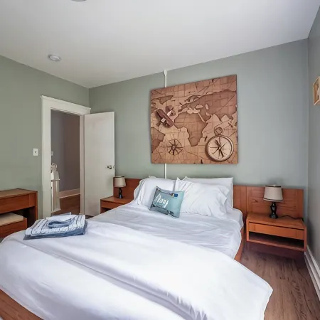 Nautical 3BR Sleeps 8 @ Tweed Airport W/ Fire Pit + Smart TVs Near Beach & Yale