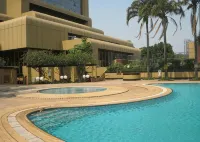 Rainbow Towers Hotel & Conference Centre - Pool