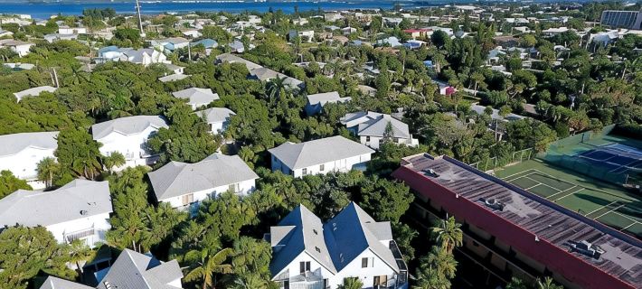 Northshore Villa - 3 Bedroom, 2 Bathroom Vacation Rental Across from the Beach Hotels in Holmes Beach