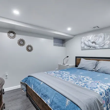 Newark 4Br Getaway Free Parking & City Access