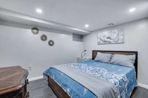 Newark 4Br Getaway Free Parking & City Access - 4 ดาว