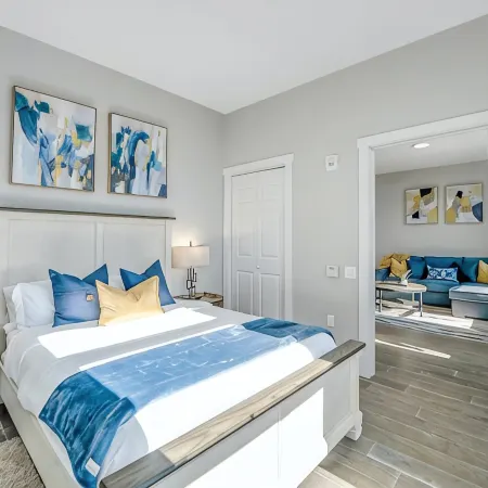 Stylish 1br Unit. Parking. Easy Ride to NYC