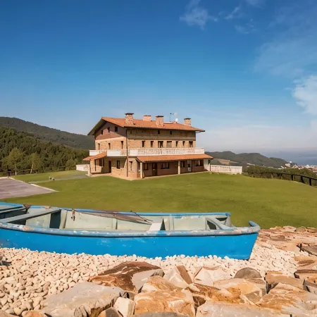 Rural apartment with sea views