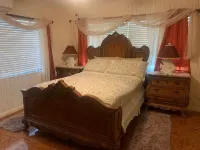 Open 3 BR 2 Bath Home with Private Pool, Wi-Fi, 5 Minutes to Cable Beach - 2성급